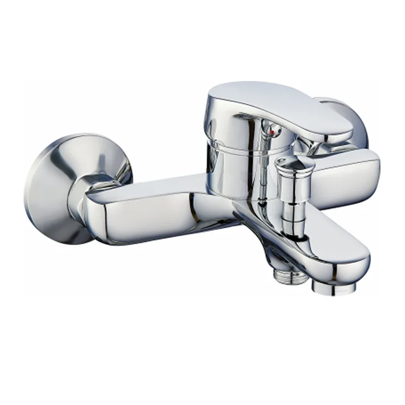 Falra szerelhető háromutas fürdőszobai csaptelep